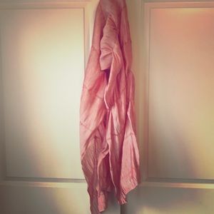 💥SALE💥Beautiful, iridescent colored scarf